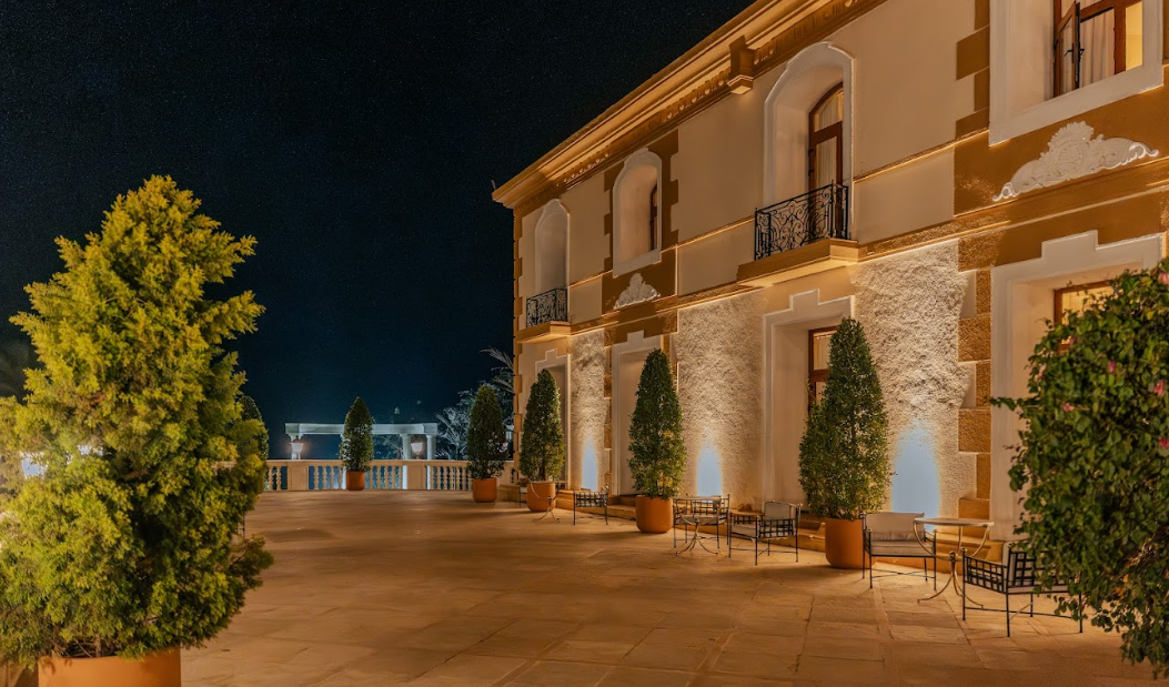 Luxury Hotel in India for Premium Stay Experience