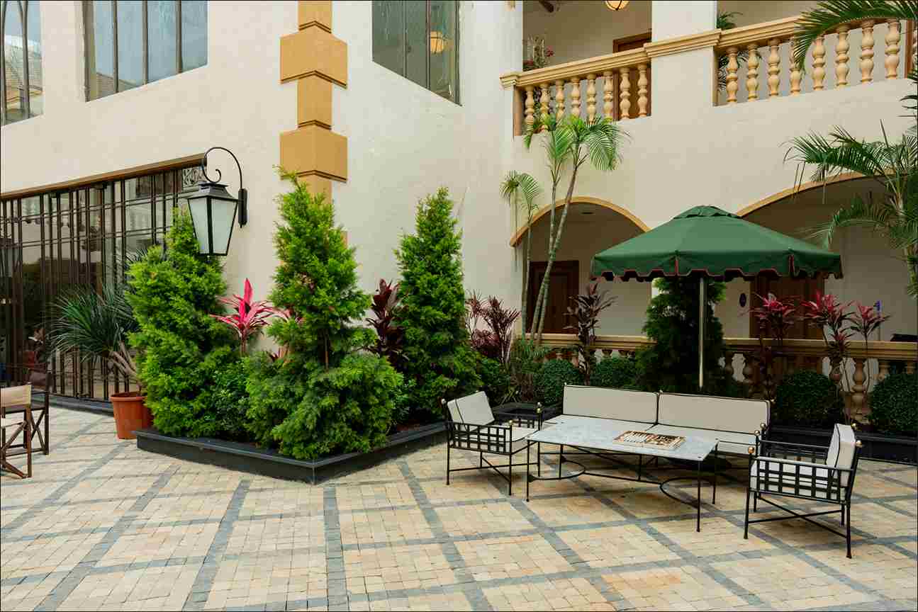 luxury hotel in pune