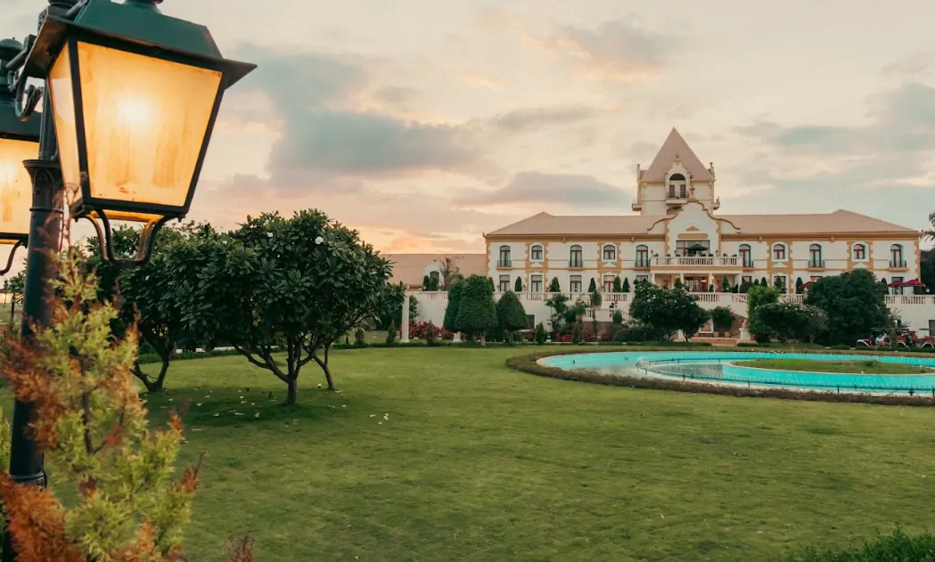 Romantic Getaways Near Pune | Hotel Irada Luxury Wine Estate